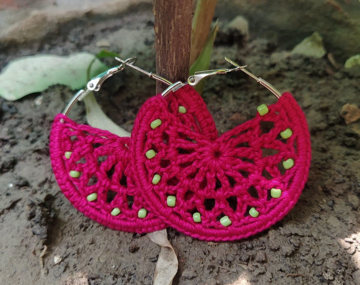 Earring Crochet -Pink – gestures.in