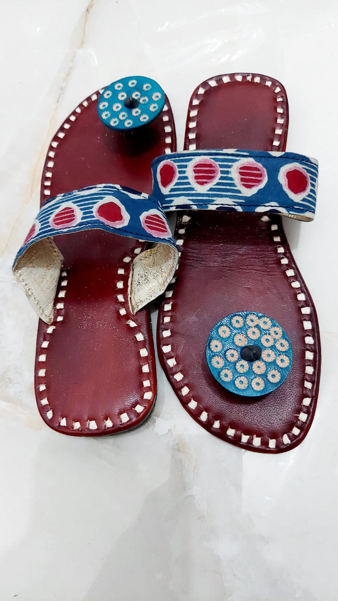 Paduka best sale chappal price