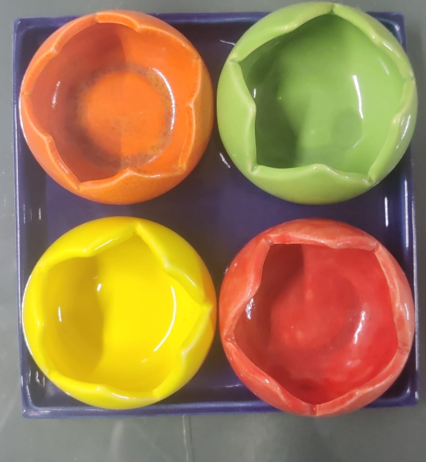 Ceramic T-lights with Ceramic plate