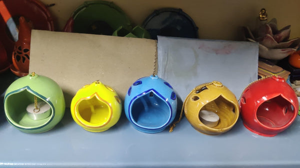 Hanging Tee-Light holder
